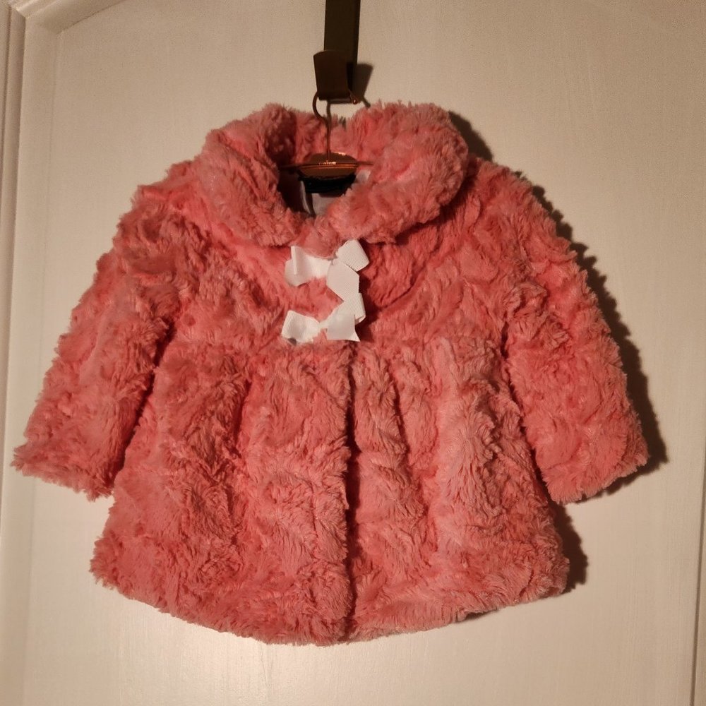 Girls Rule! Pink super soft fluffy girls coat, two cute bows on front closure